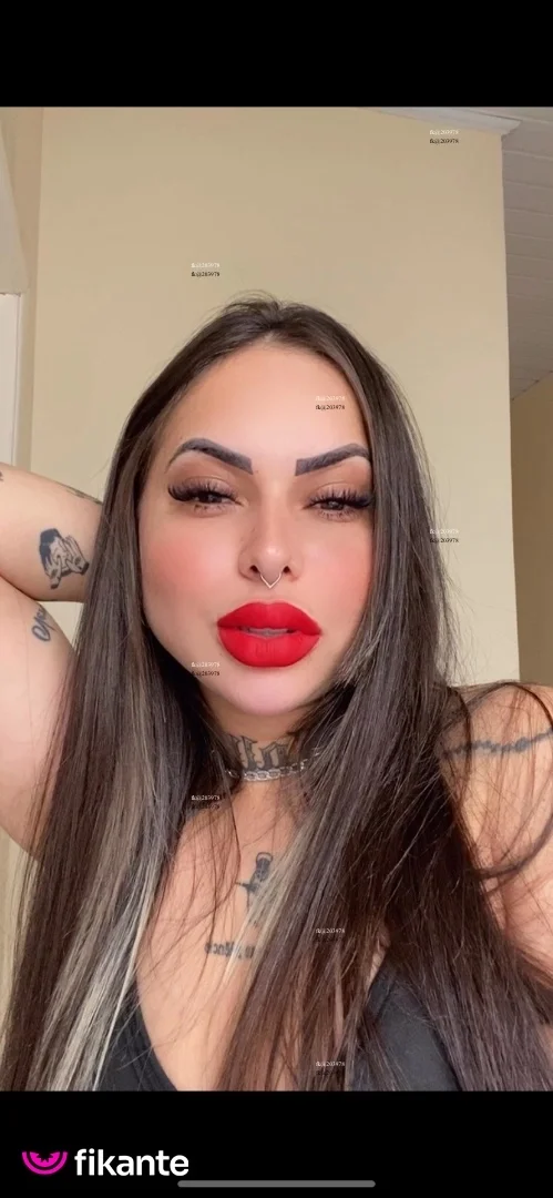 Laís Prado - foto no feed de Goiânia