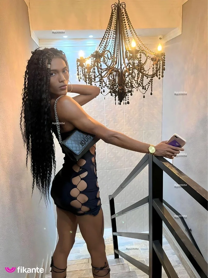 Foto de IZA BITTENCOURT SUPER DOTADA