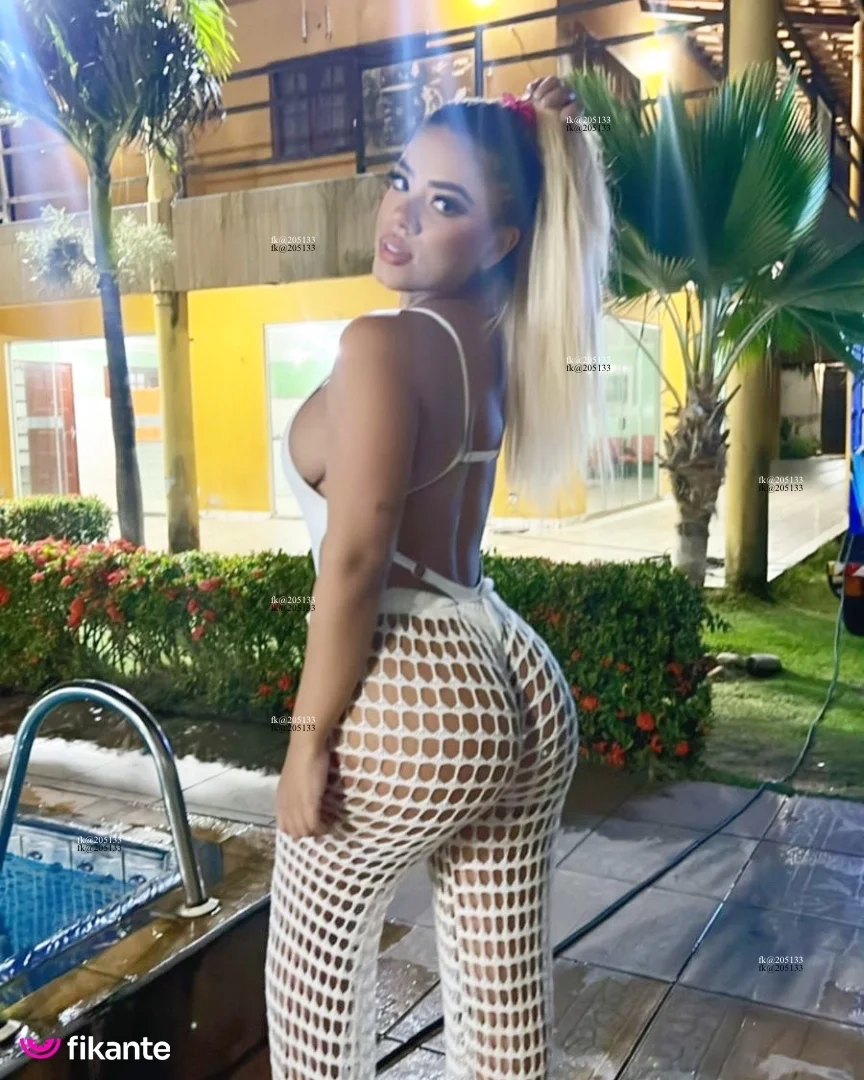 Amanda Mclaren - foto no feed de Fortaleza