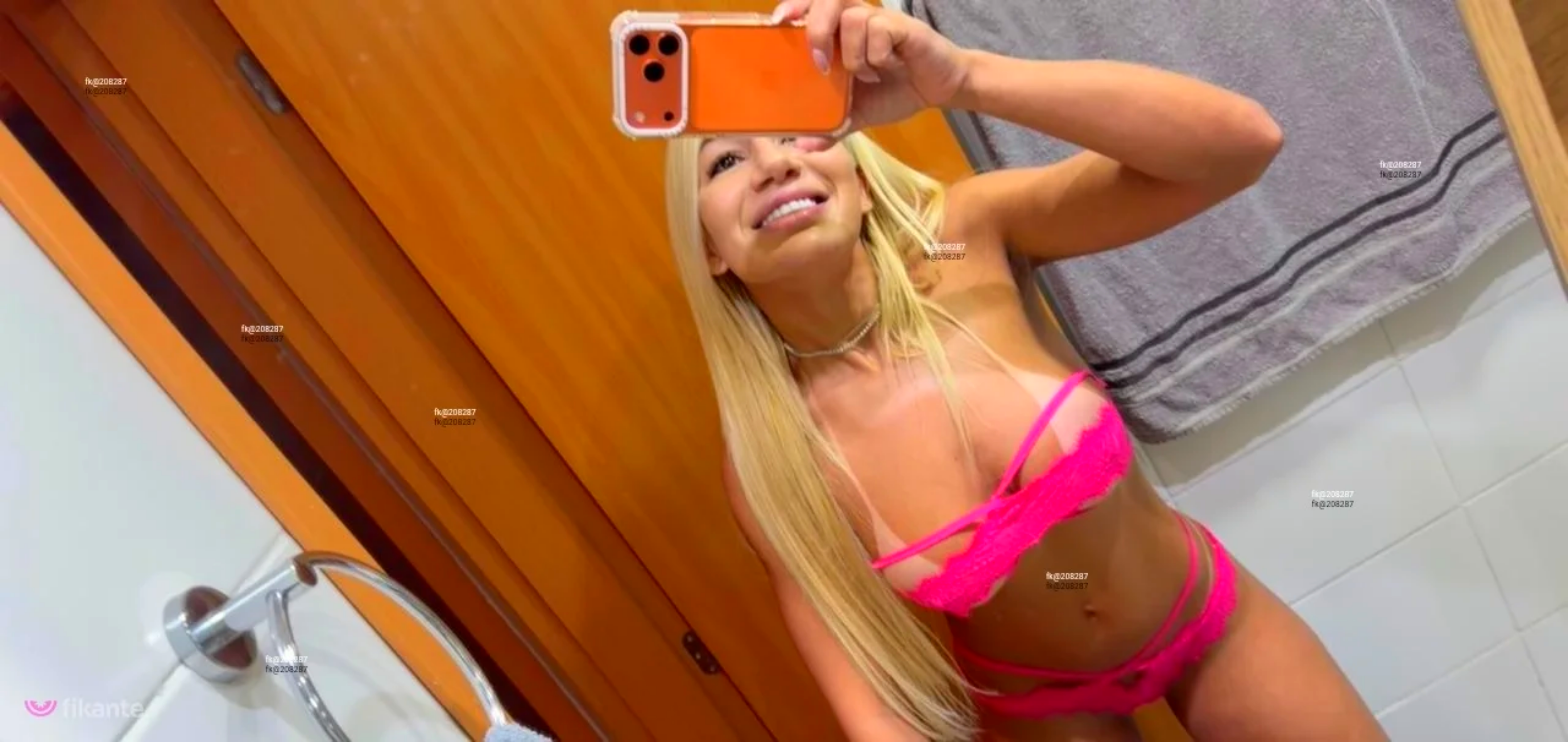 Natasha, acompanhante para sexo virtual