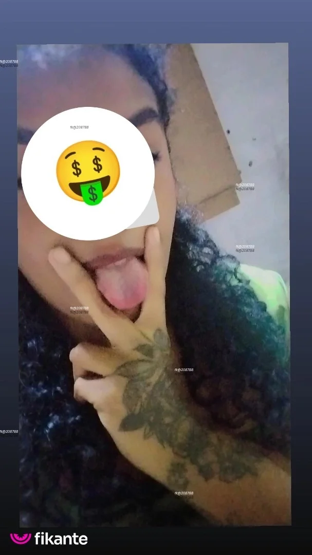 Gabriela - foto no feed de sexo virtual