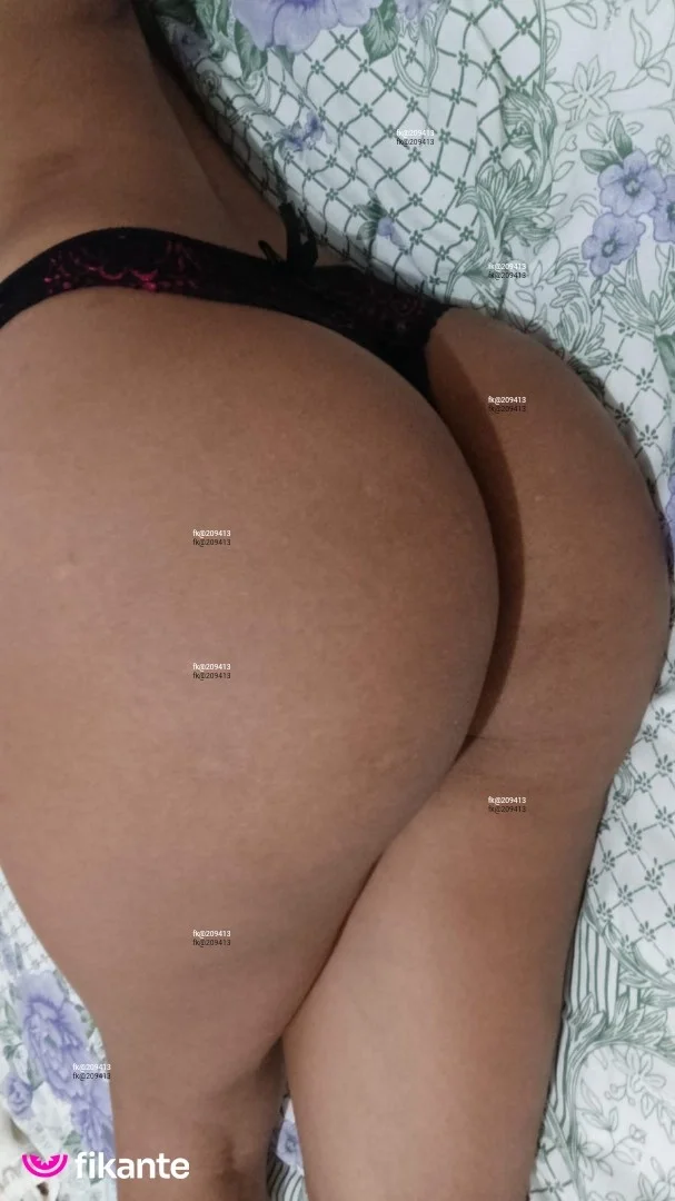 Tainnazinha - foto no feed de Barreiras
