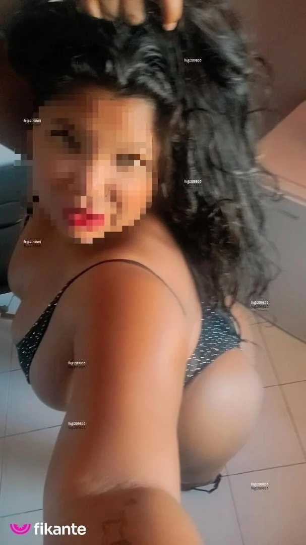 Livia pimentinha - foto no feed de sexo virtual