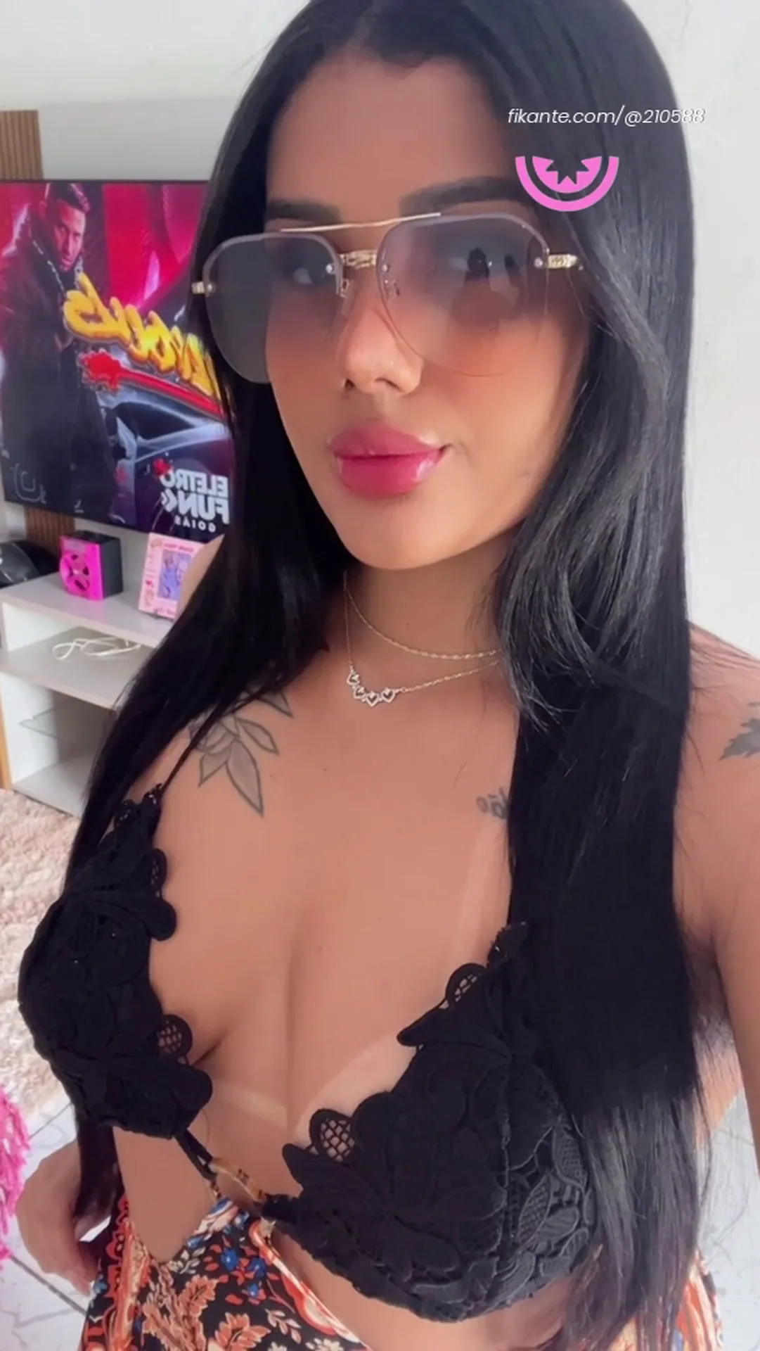 Prévia do vídeo de Bruna