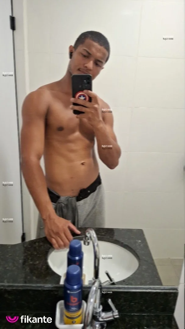 Moreno - foto no feed de Morrinhos