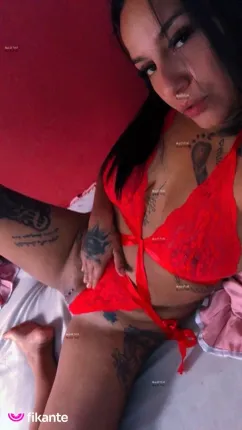 Katerine Alves - foto no feed de Santos