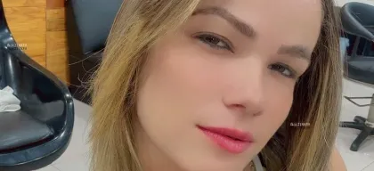 Foto profissional de Poliana