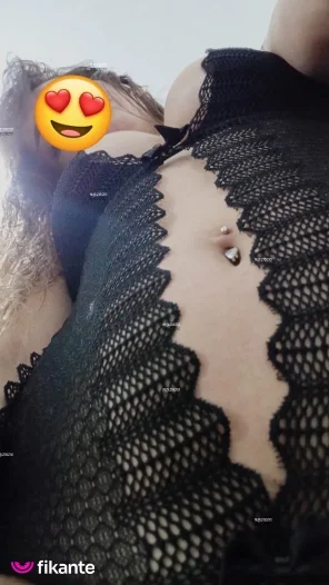 Foto de Meryelly: Quer um lance inesquecível? Só chama.