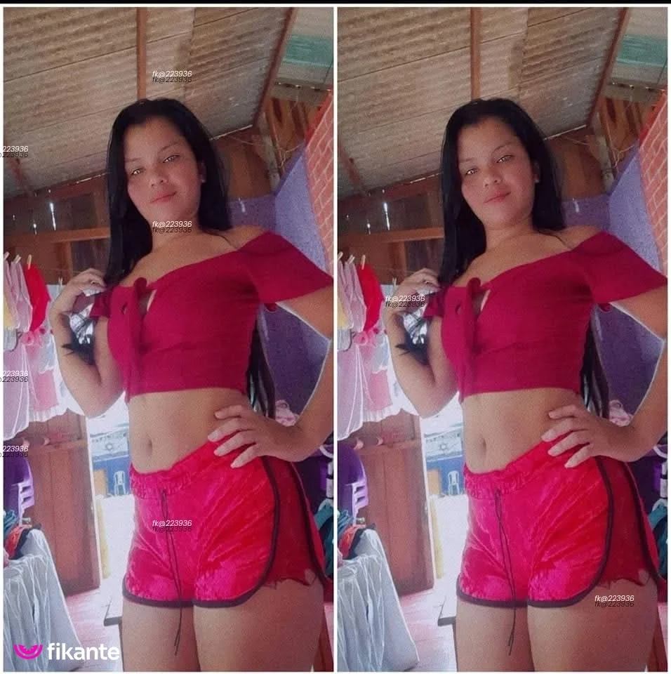 Morena tatuada - foto no feed de Rio Branco