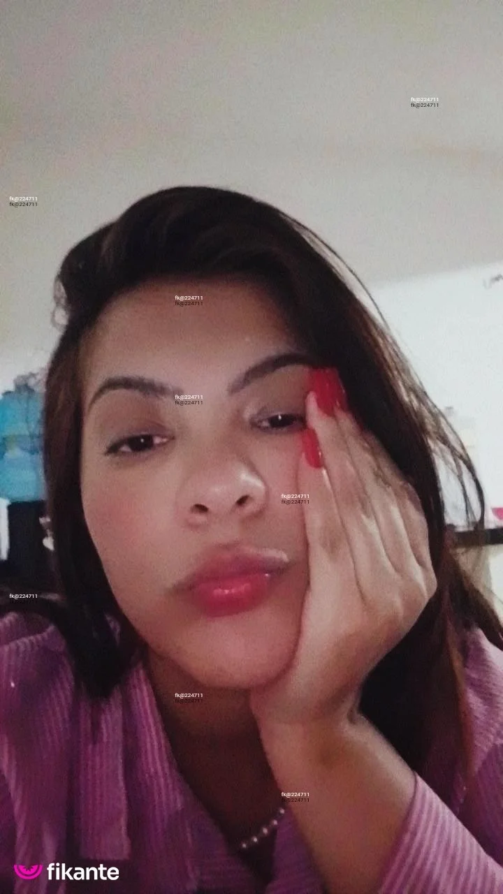 Eluany — garota de programa virtual