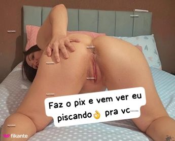 Bia Safadinha - foto no feed de sexo virtual
