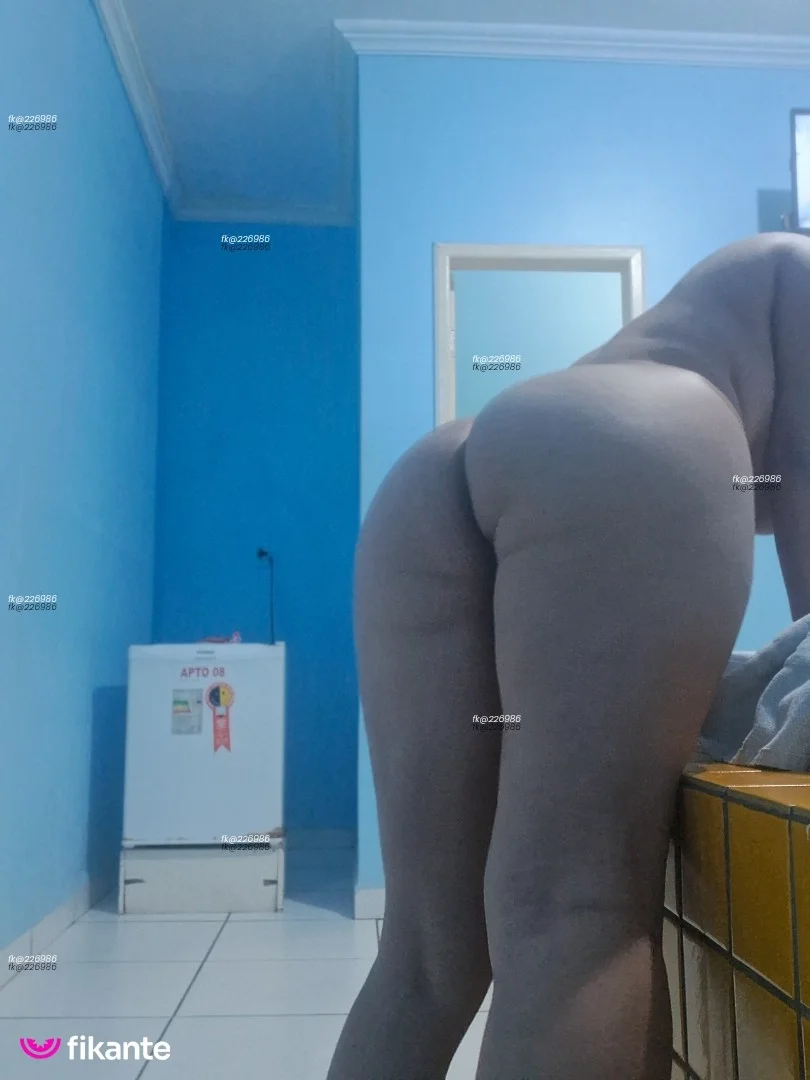 Eliza Nara - foto no feed de sexo virtual