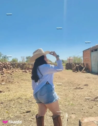 Foto profissional de Lorena Orsini