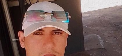Foto profissional de AQUARIANO