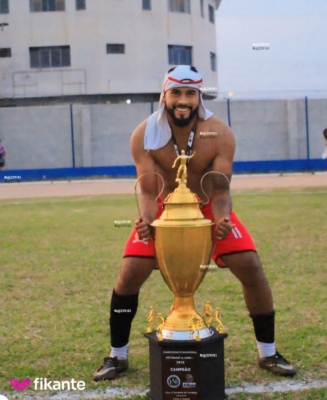 Foto profissional de Moreno Tora Grossa