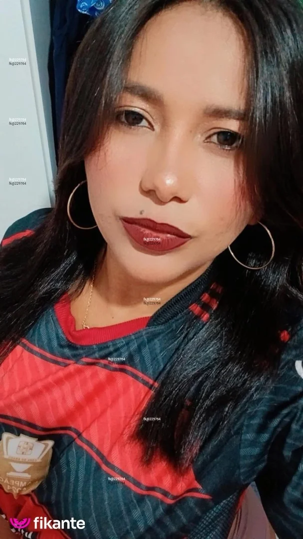Safira lorane - foto no feed de Goiânia