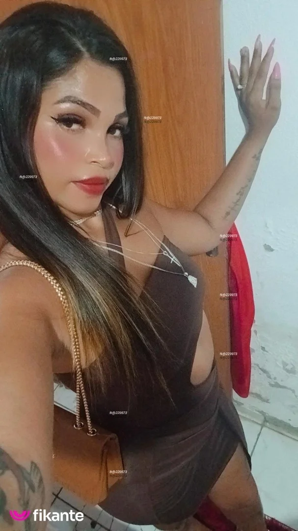 Loira Jane - foto no feed de Caxias