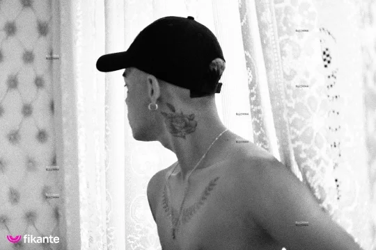 Foto de ARTHUR PLAY BOY