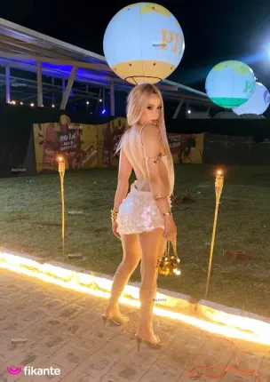 Loira - foto no feed de Serra Talhada