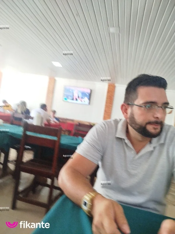 Foto profissional de Henrique