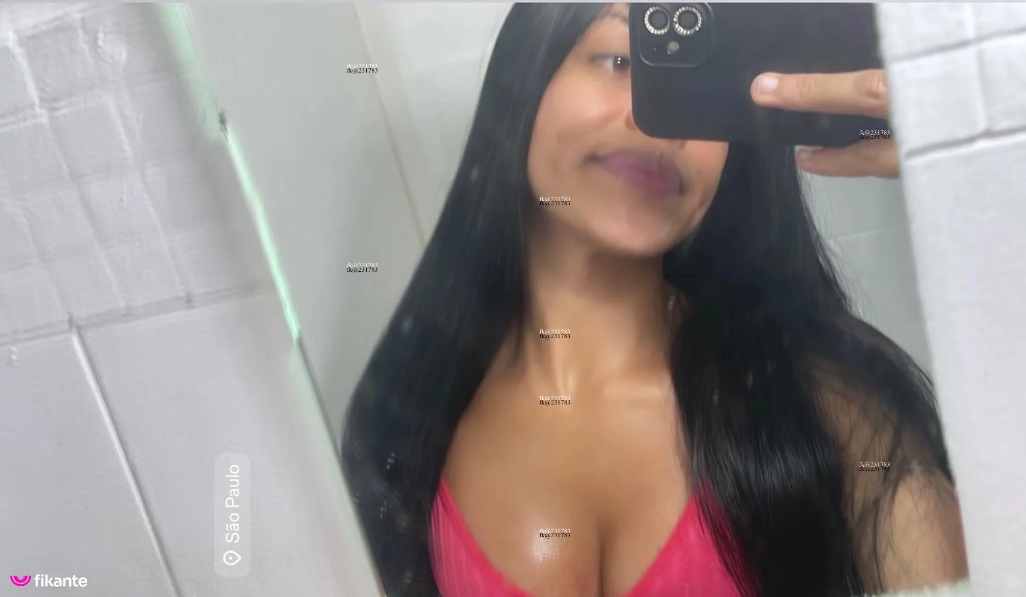 Lorrane Silva, acompanhante travesti virtual