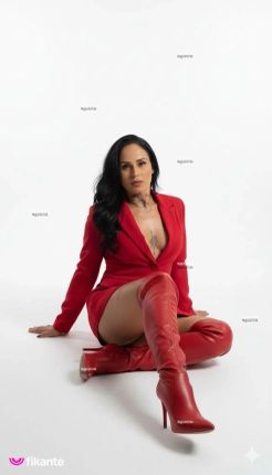 Nicoly - foto no feed de São Luís de Montes Belos