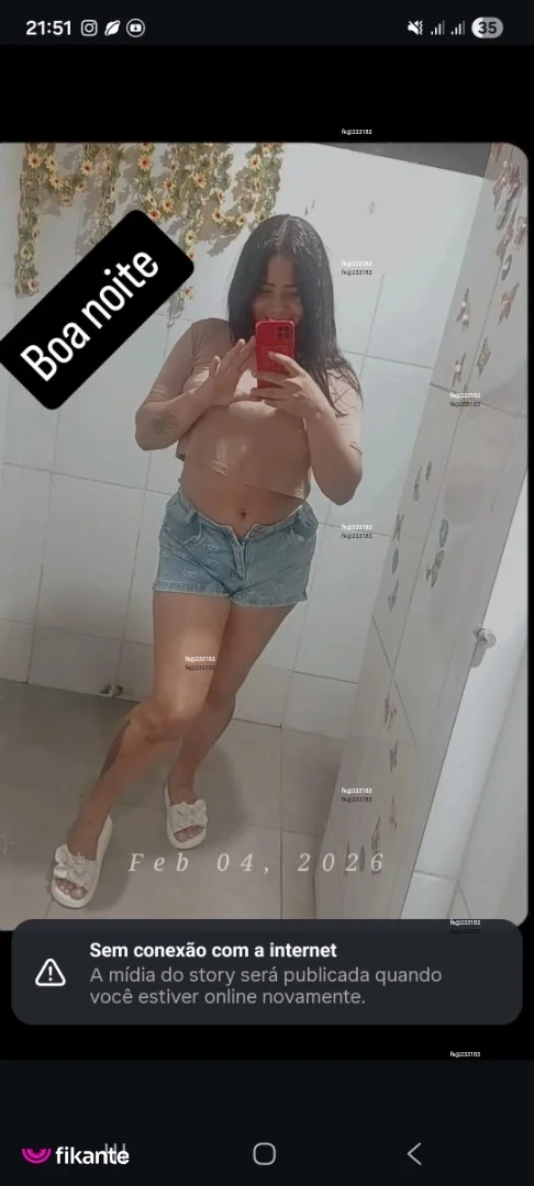Gaby - foto no feed de Trindade