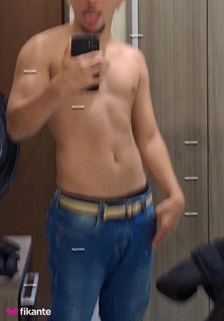 Camara - foto no feed de sexo virtual