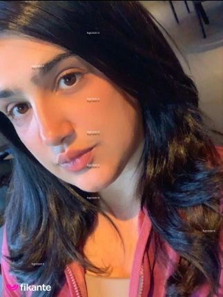 Ana Caroline - foto no feed de sexo virtual