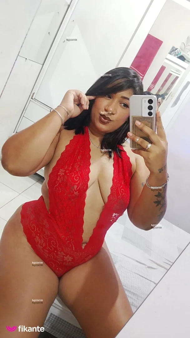 Emilly Lisboa - foto no feed de Patos de Minas