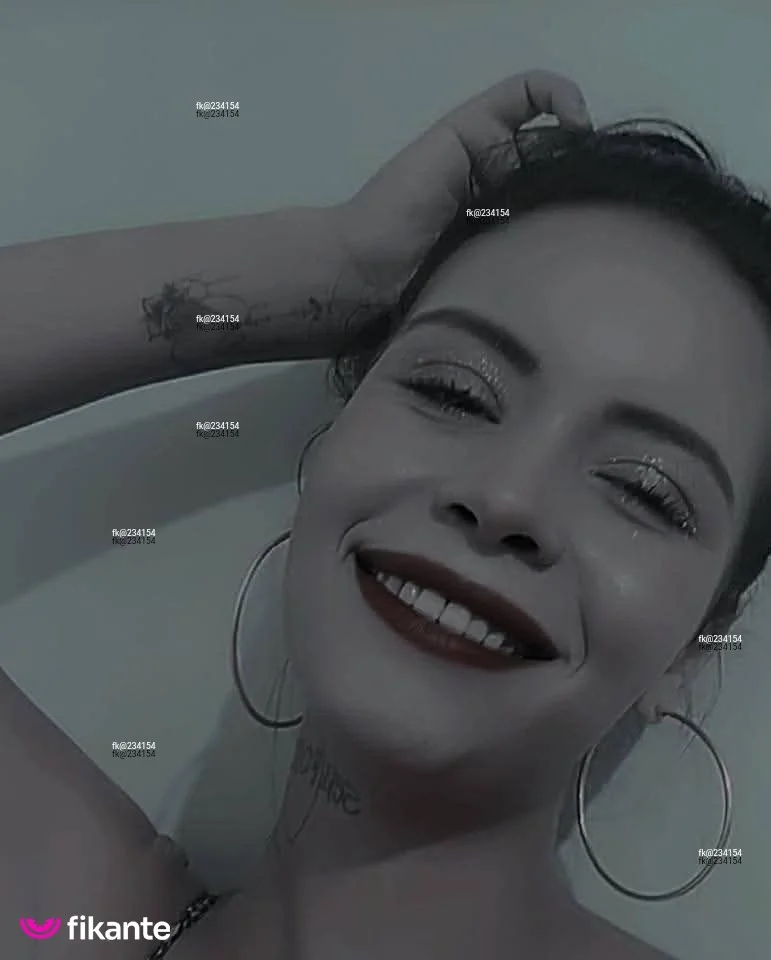 Foto profissional de Vanessa Cristina