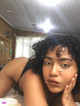 Namoradinha lactante - foto no feed de sexo virtual