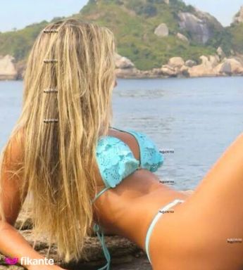 Mia kalifa - foto no feed de Serra Talhada