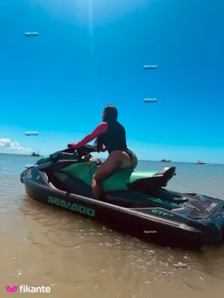Ana Beatriz Souza - foto no feed de Nova Venécia