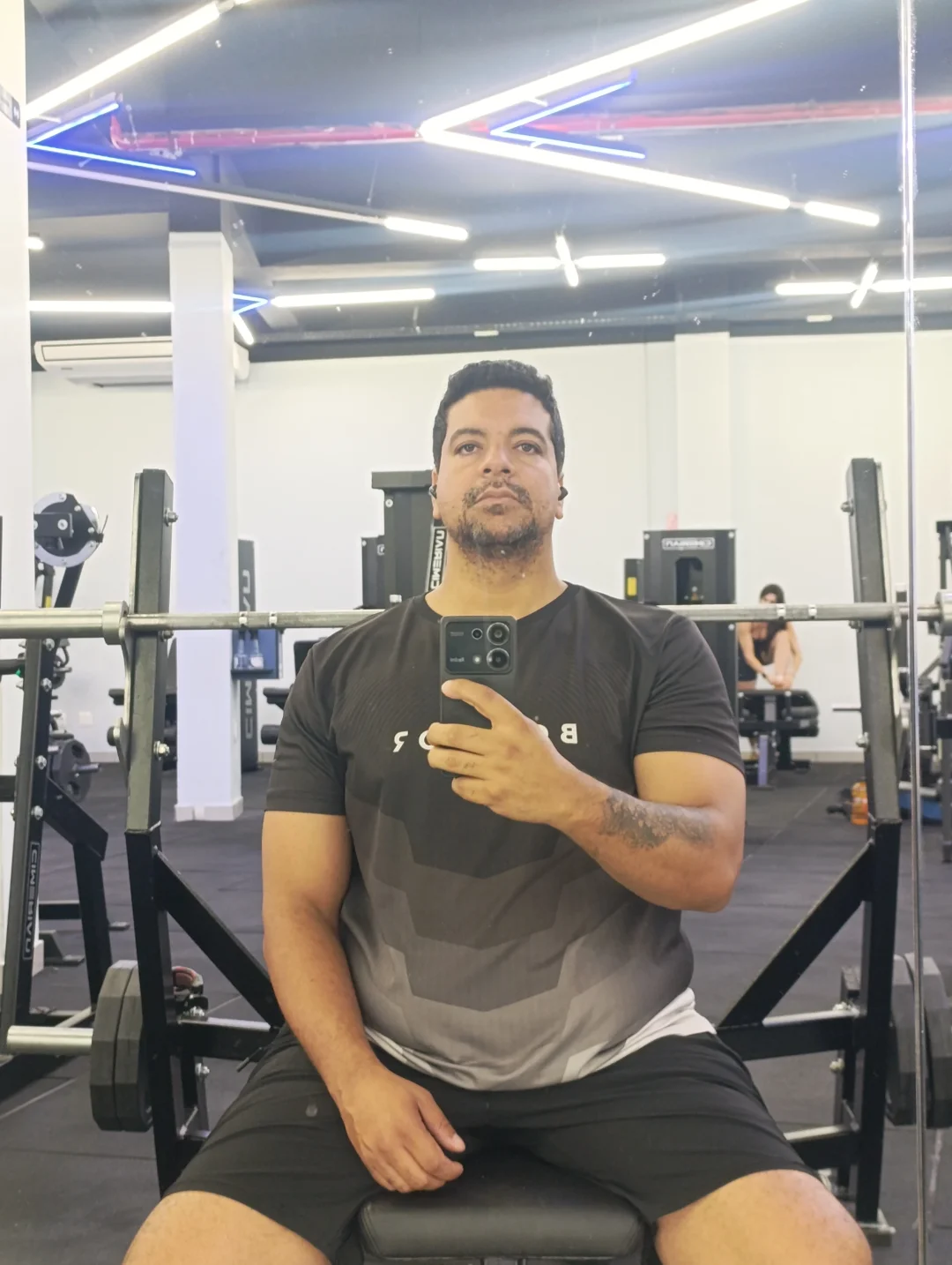 Diego, garoto de programa virtual