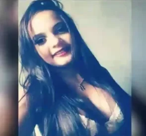 Foto profissional de Julia