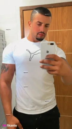 Matheus martins - foto no feed de sexo virtual