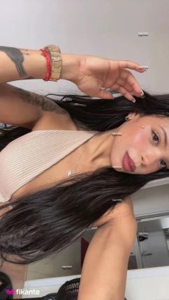 Iza Santinni - foto no feed de sexo virtual