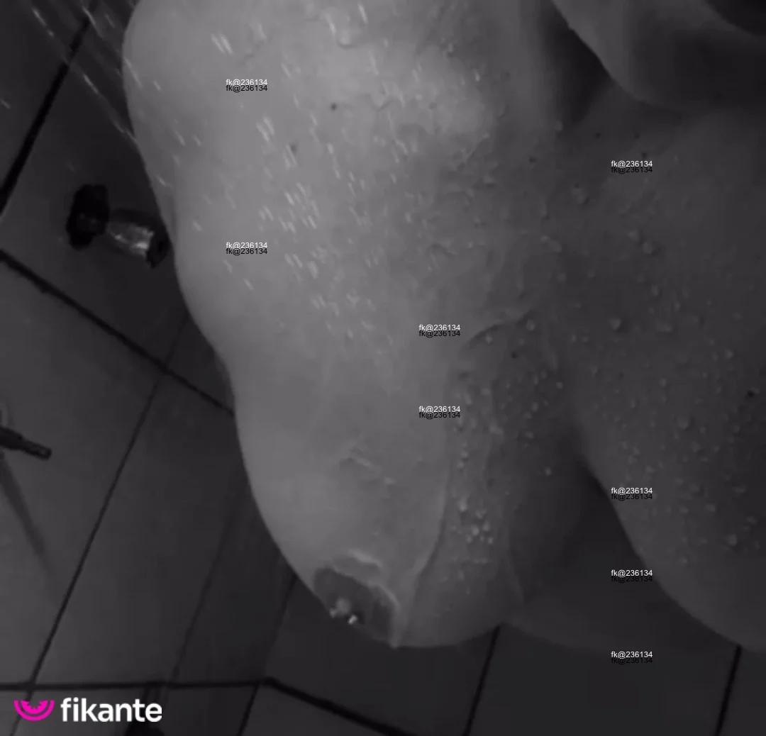 Larissa - foto no feed de sexo virtual