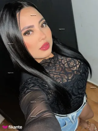 Renata vilhena - foto no feed de Redenção