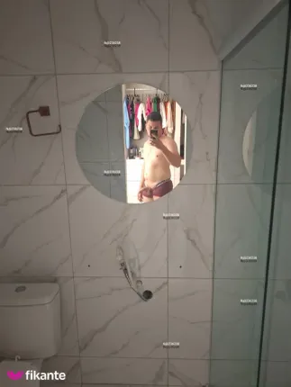 Carlão - foto no feed de sexo virtual