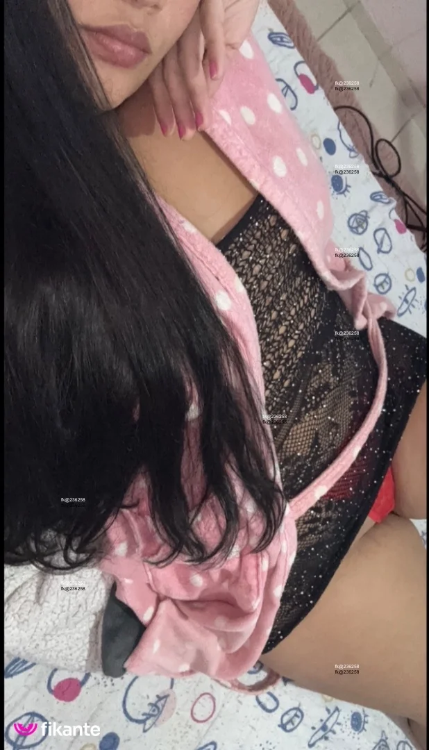 Cecilia Farias - foto no feed de sexo virtual