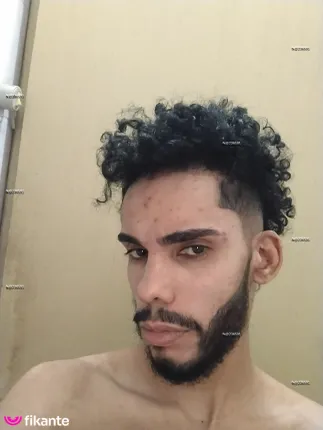 Kauan - foto no feed de sexo virtual