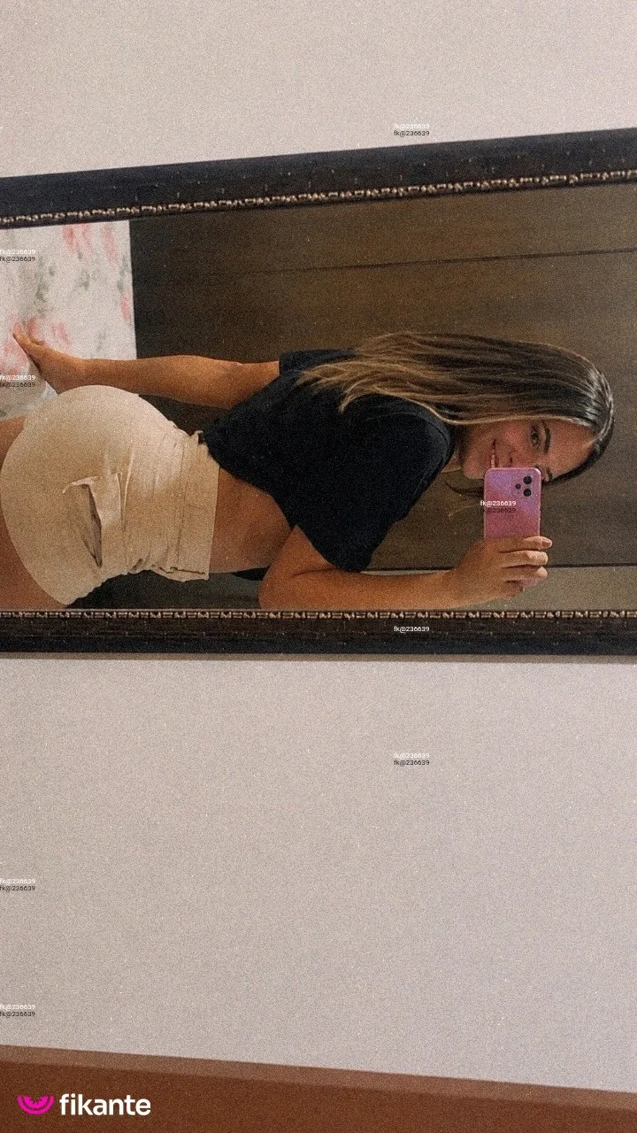 nat, acompanhante travesti virtual