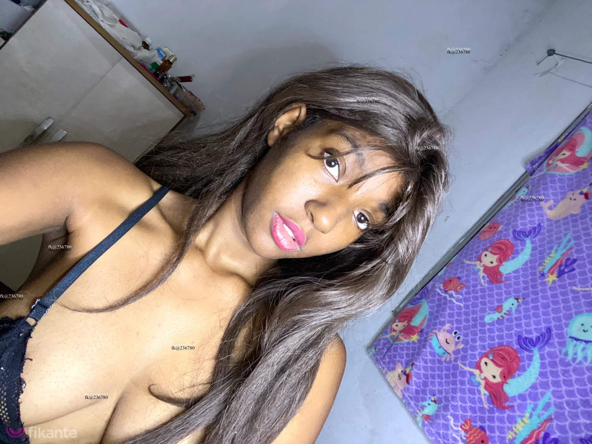 Nicole Rocha - foto no feed de sexo virtual
