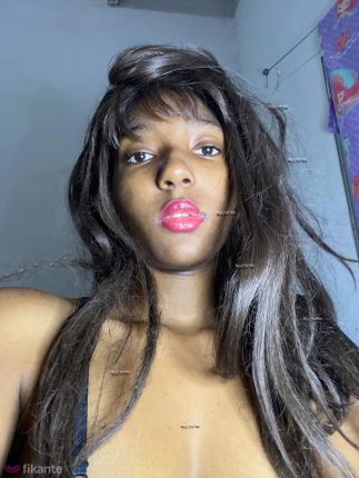 Nicole Rocha - foto no feed de sexo virtual