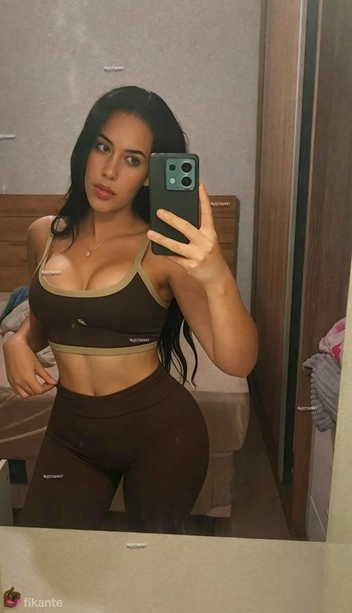 Larissa - foto no feed de sexo virtual