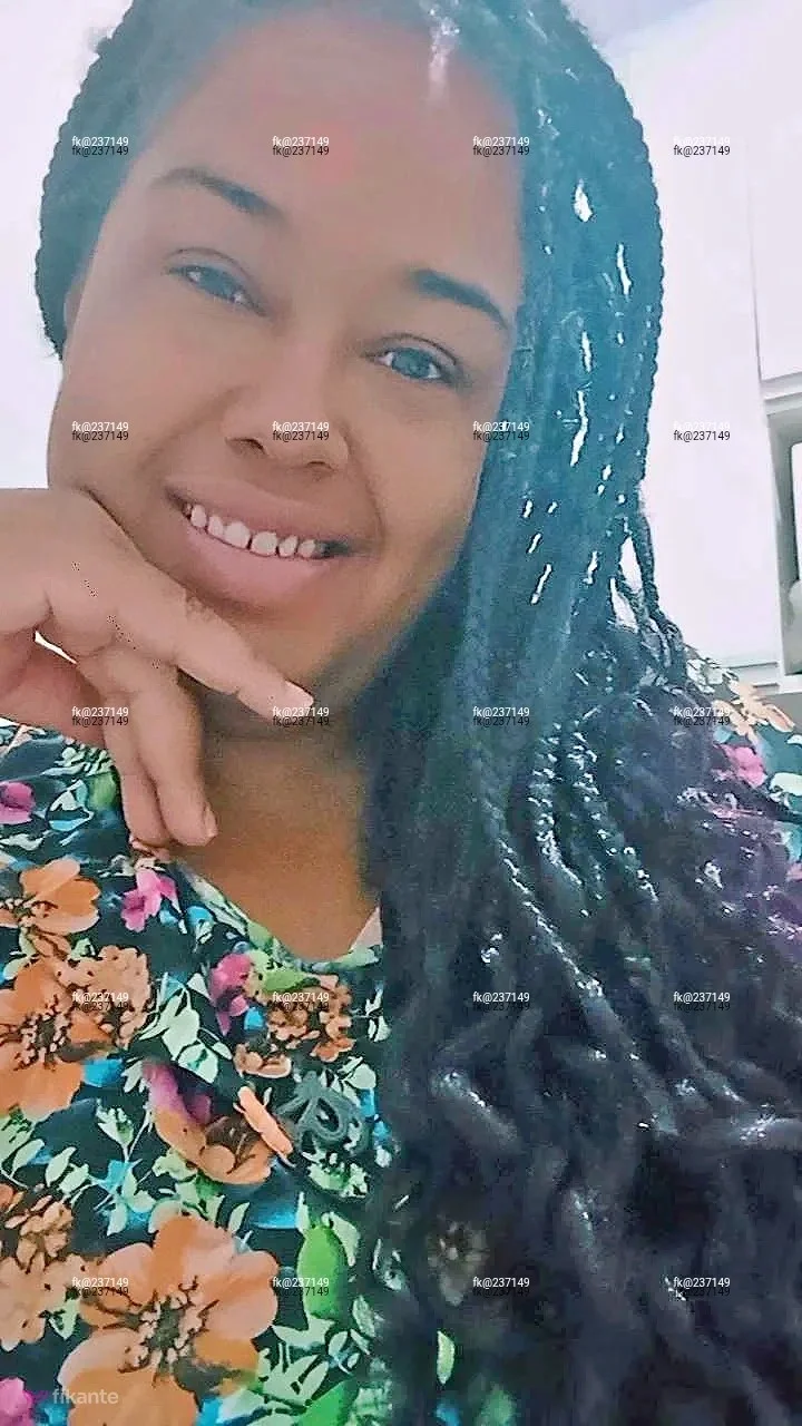 Foto profissional de Morena flor