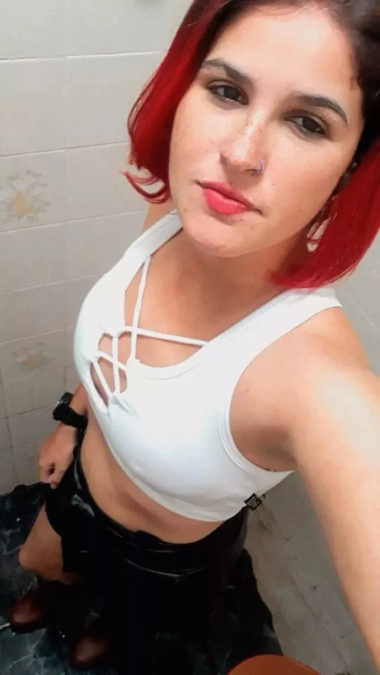 Foto profissional de Bruninha, acompanhante em Serranópolis, GO