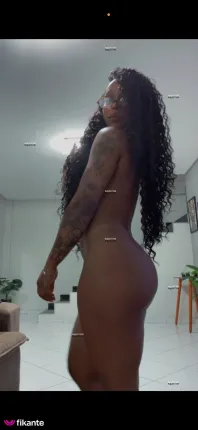 Milenna Castro - foto no feed de Vitória